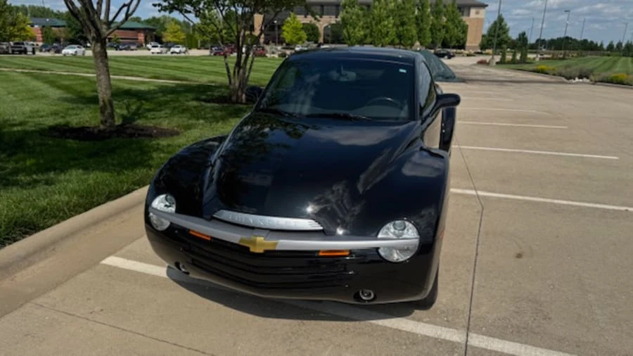 2003 Chevrolet SSR - Image 7 of 31