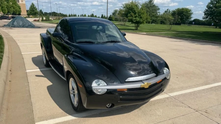 2003 Chevrolet SSR - Image 9 of 31