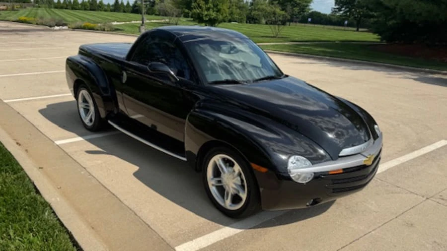 2003 Chevrolet SSR - Image 11 of 31
