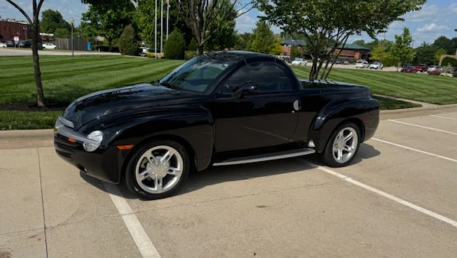 2003 Chevrolet SSR - Image 8 of 31