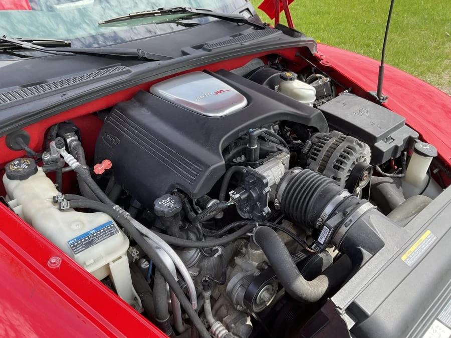 2003 Chevrolet SSR - Image 10 of 12