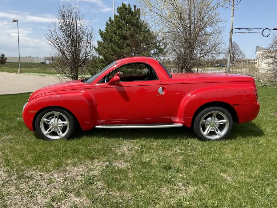 2003 Chevrolet SSR - Image 5 of 12