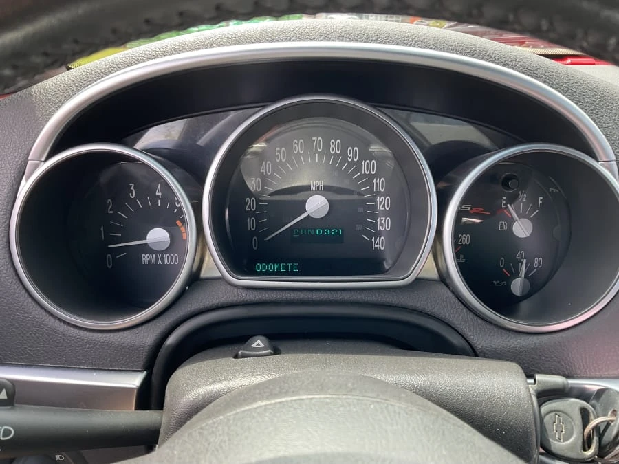 2003 Chevrolet SSR - Image 9 of 12