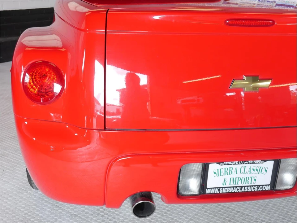 2003 Chevrolet SSR - Image 7 of 31