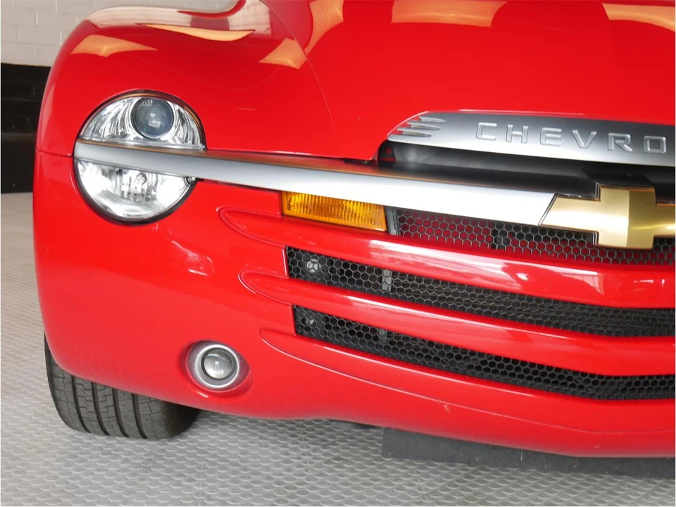 2003 Chevrolet SSR - Image 4 of 31