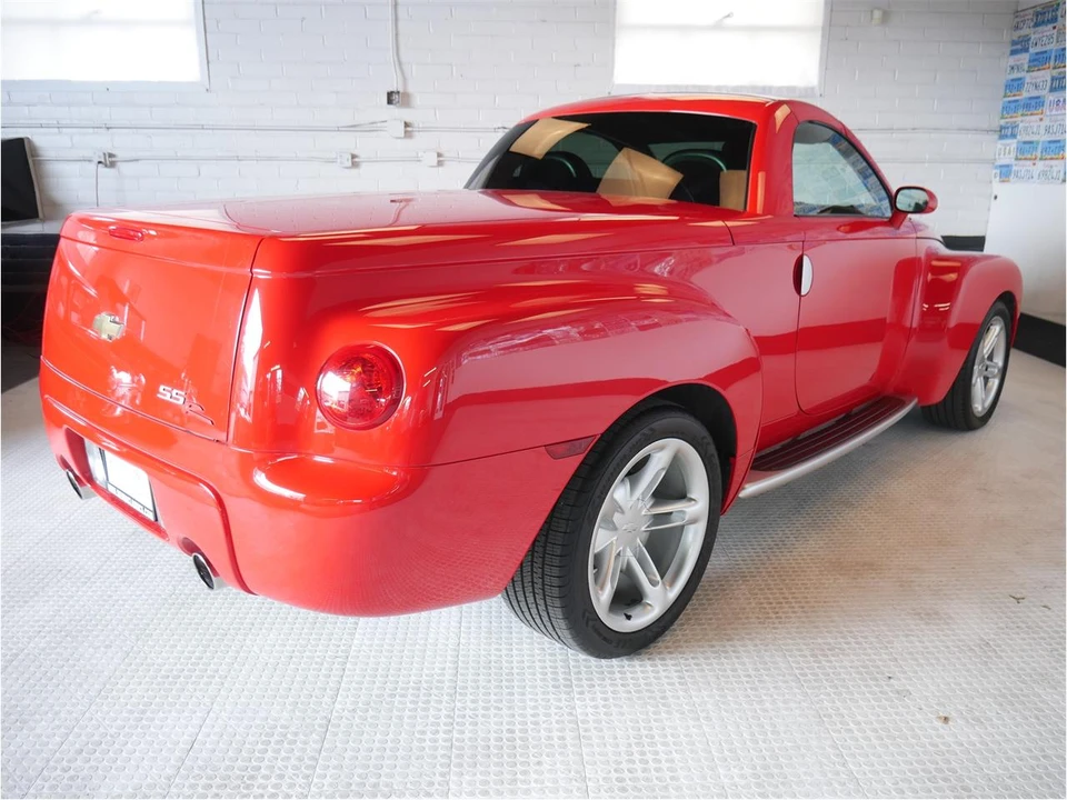 2003 Chevrolet SSR - Image 11 of 31