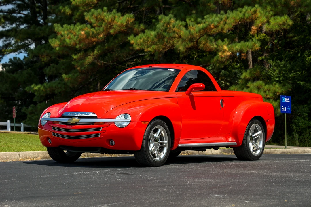 2003 Chevrolet SSR - Image 12 of 31