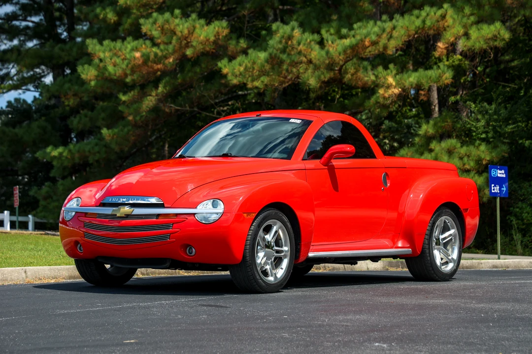 2003 Chevrolet SSR - Image 11 of 31
