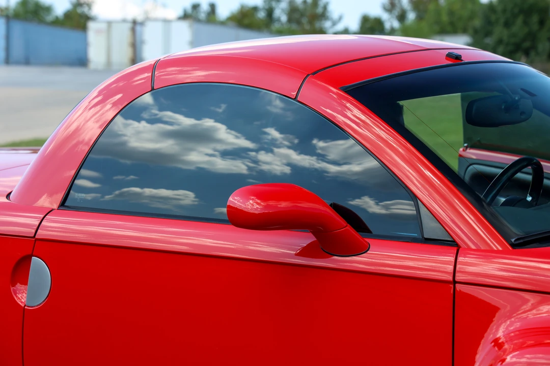 2003 Chevrolet SSR - Image 28 of 31