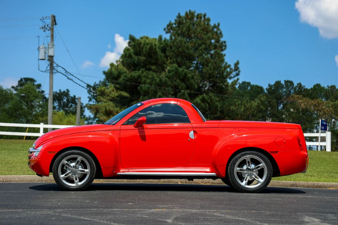 2003 Chevrolet SSR - Image 10 of 31