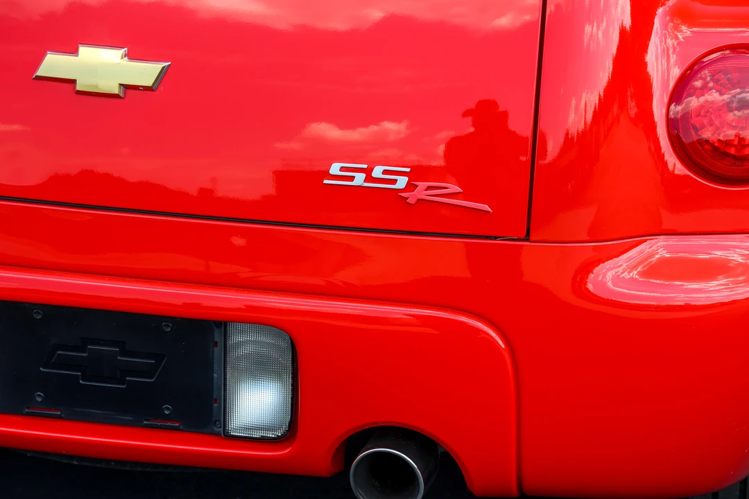 2003 Chevrolet SSR - Image 14 of 31