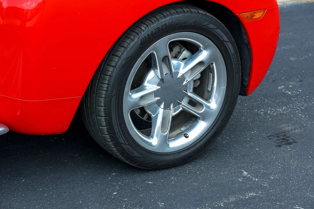 2003 Chevrolet SSR - Image 23 of 31