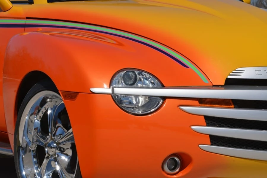 2003 Chevrolet SSR - Image 8 of 11