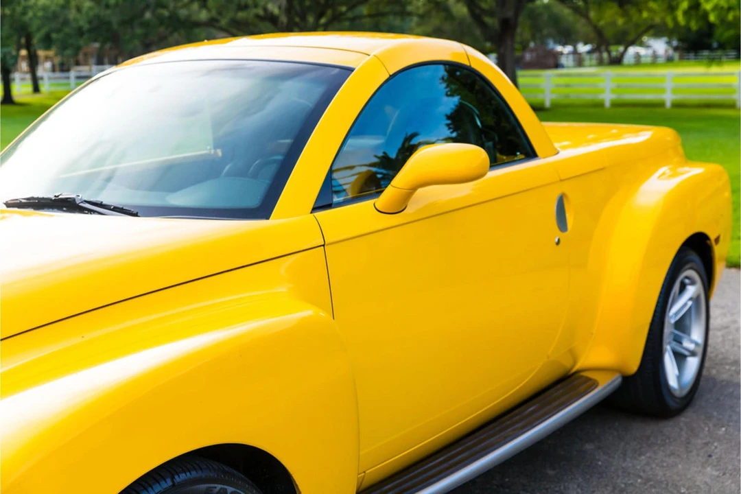 2003 Chevrolet SSR - Image 18 of 27