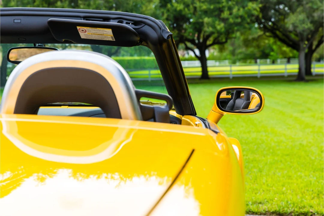 2003 Chevrolet SSR - Image 26 of 27