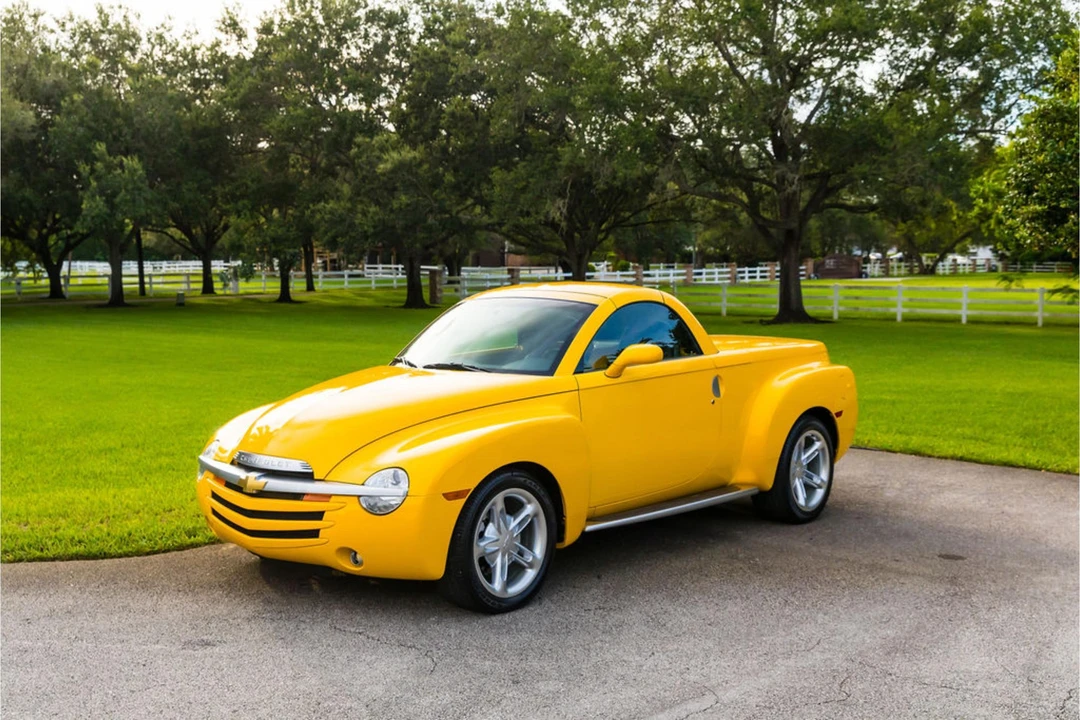 2003 Chevrolet SSR - Image 10 of 27