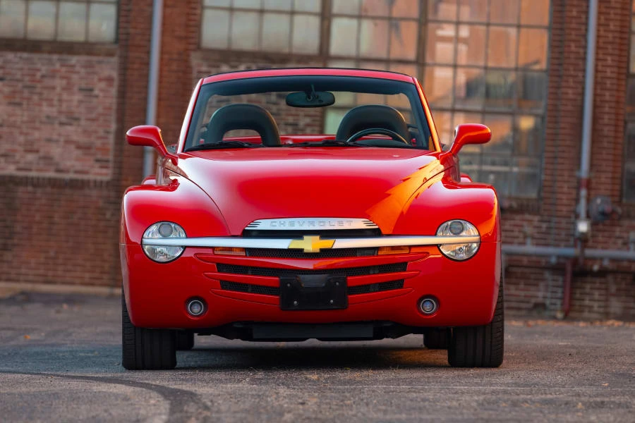2003 Chevrolet SSR - Image 4 of 26