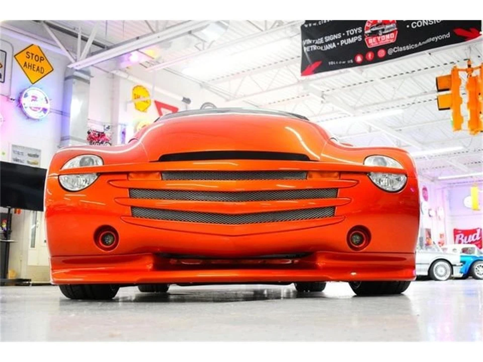 2003 Chevrolet SSR - Image 6 of 31