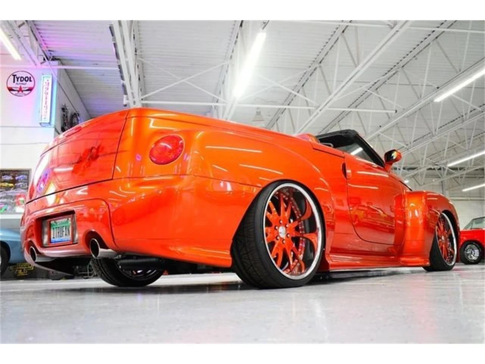 2003 Chevrolet SSR - Image 26 of 31