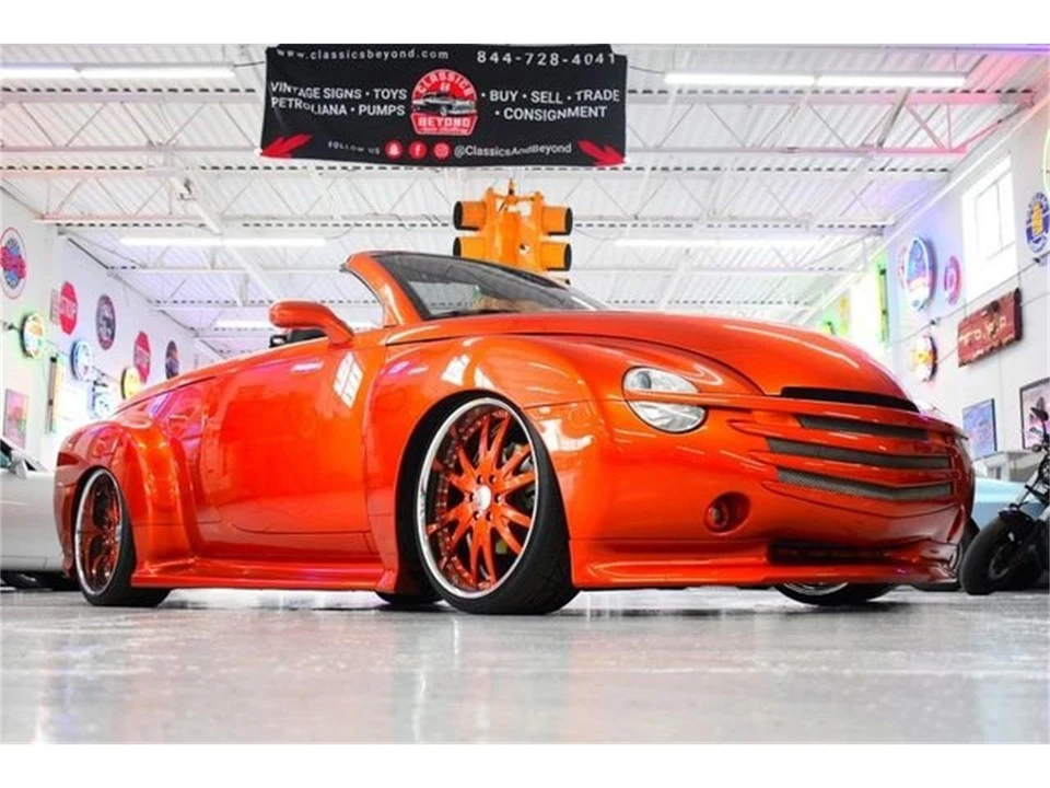 2003 Chevrolet SSR - Image 3 of 31