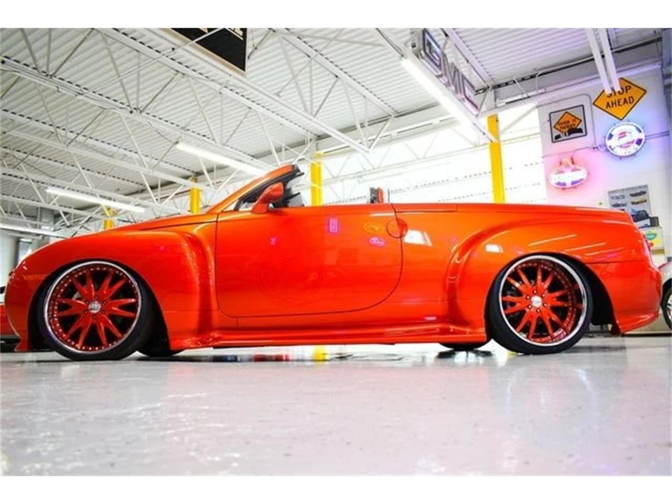 2003 Chevrolet SSR - Image 11 of 31