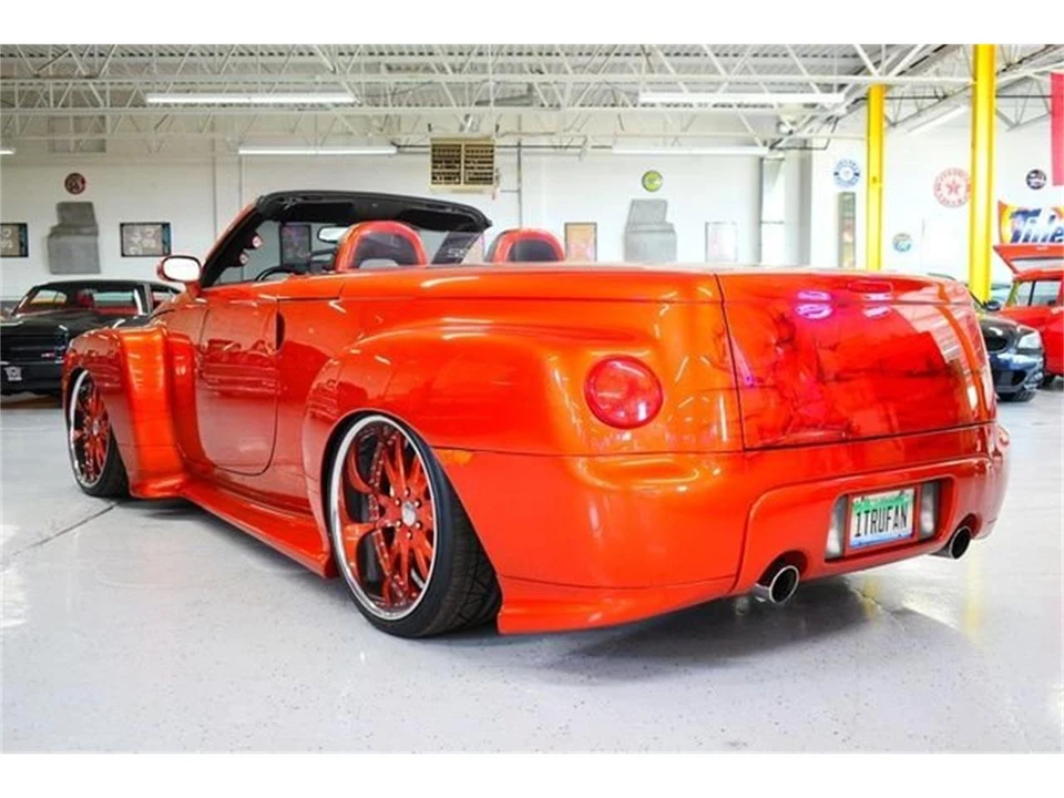 2003 Chevrolet SSR - Image 20 of 31