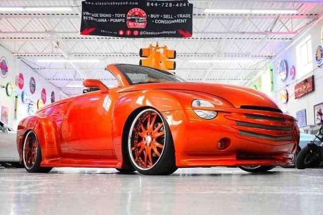 2003 Chevrolet SSR - Image 3 of 19
