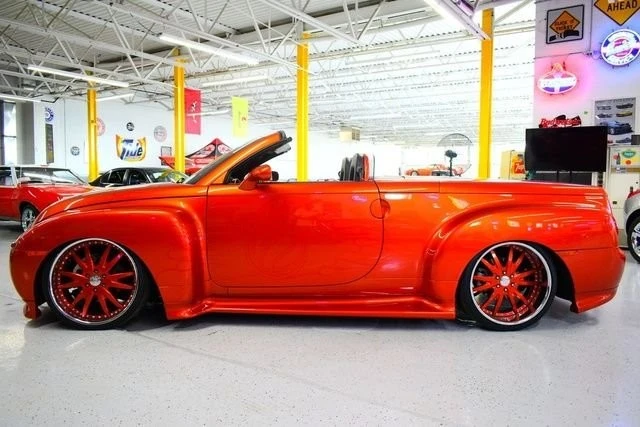 2003 Chevrolet SSR - Image 9 of 20