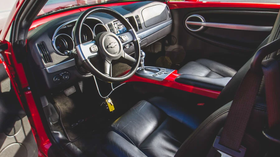 2003 Chevrolet SSR - Image 4 of 12