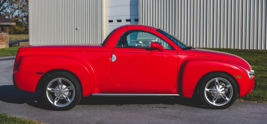 2003 Chevrolet SSR - Image 8 of 12