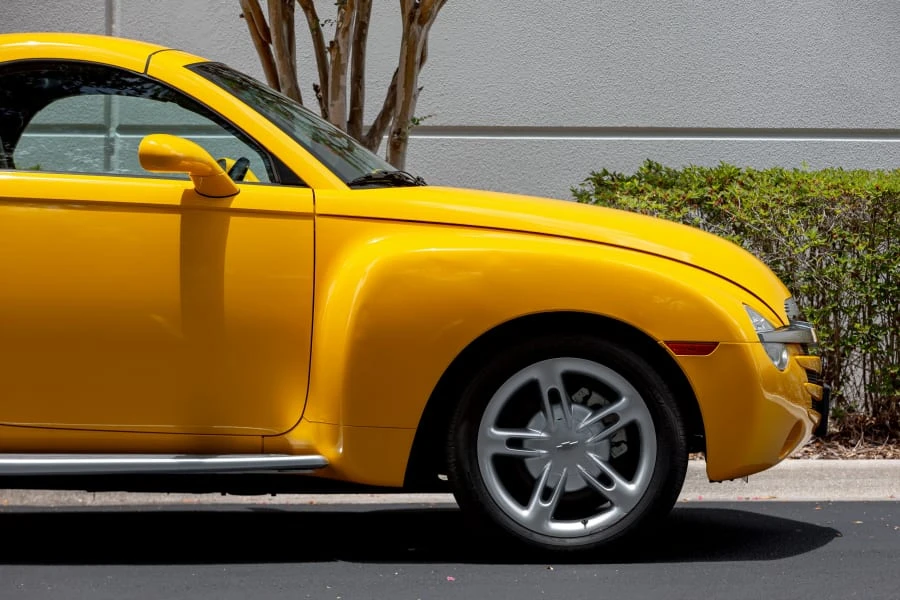 2003 Chevrolet SSR - Image 14 of 31
