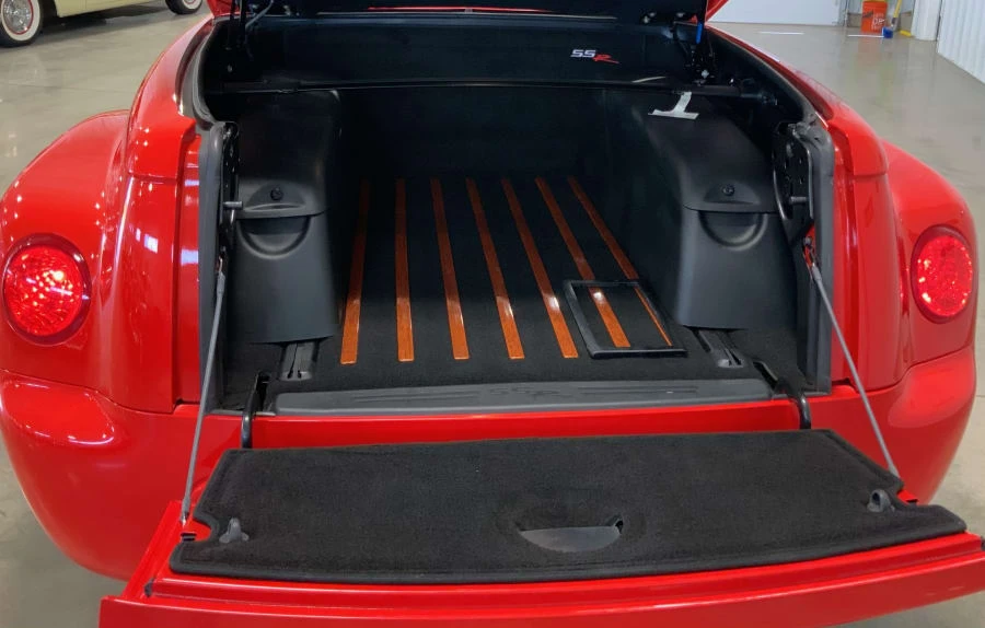 2003 Chevrolet SSR - Image 22 of 22