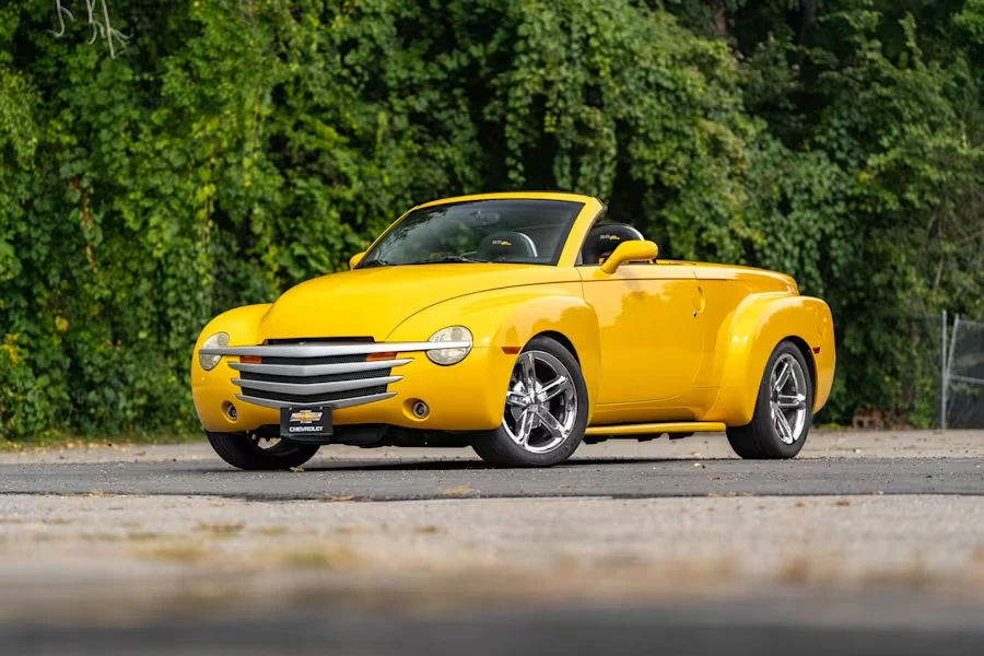 2003 Chevrolet SSR - Image 12 of 24