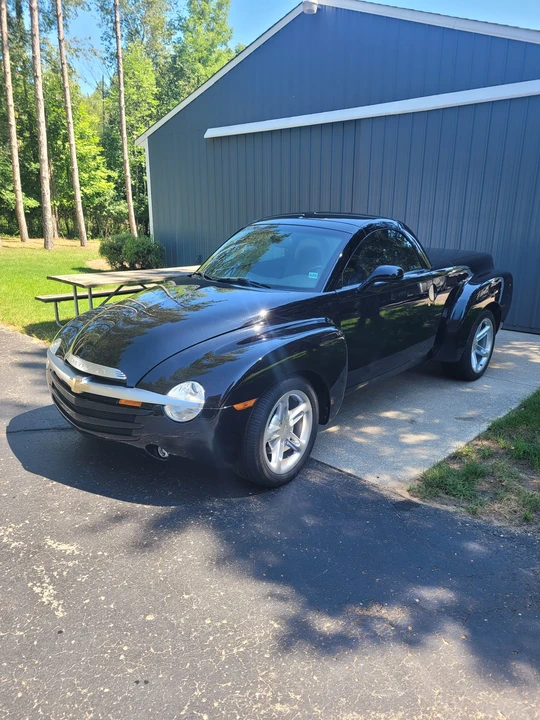 2003 Chevrolet SSR - Image 3 of 31