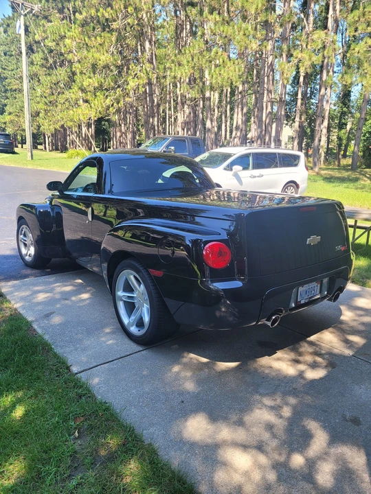 2003 Chevrolet SSR - Image 7 of 31