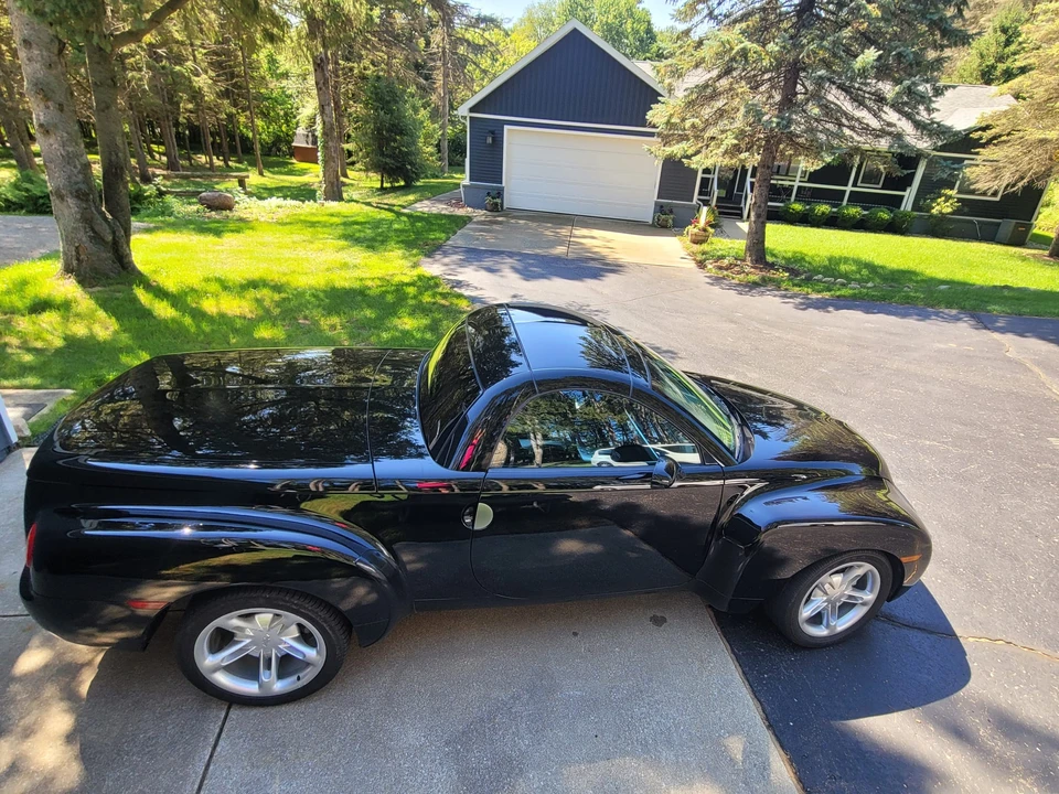 2003 Chevrolet SSR - Image 12 of 31