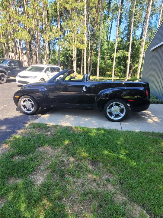 2003 Chevrolet SSR - Image 19 of 31