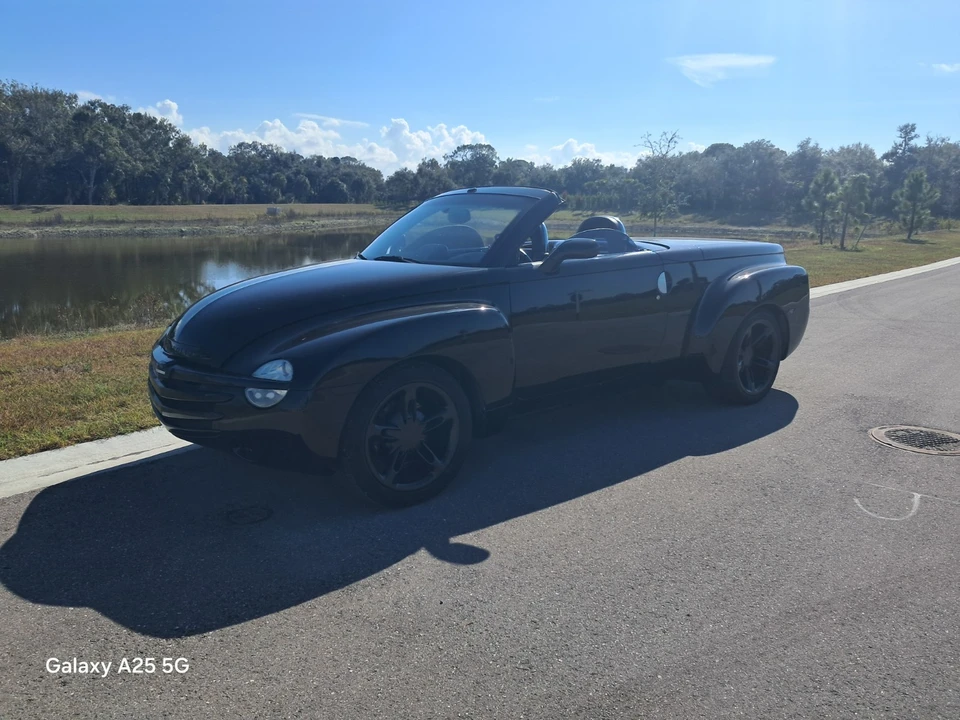 2003 Chevrolet SSR - Image 7 of 8