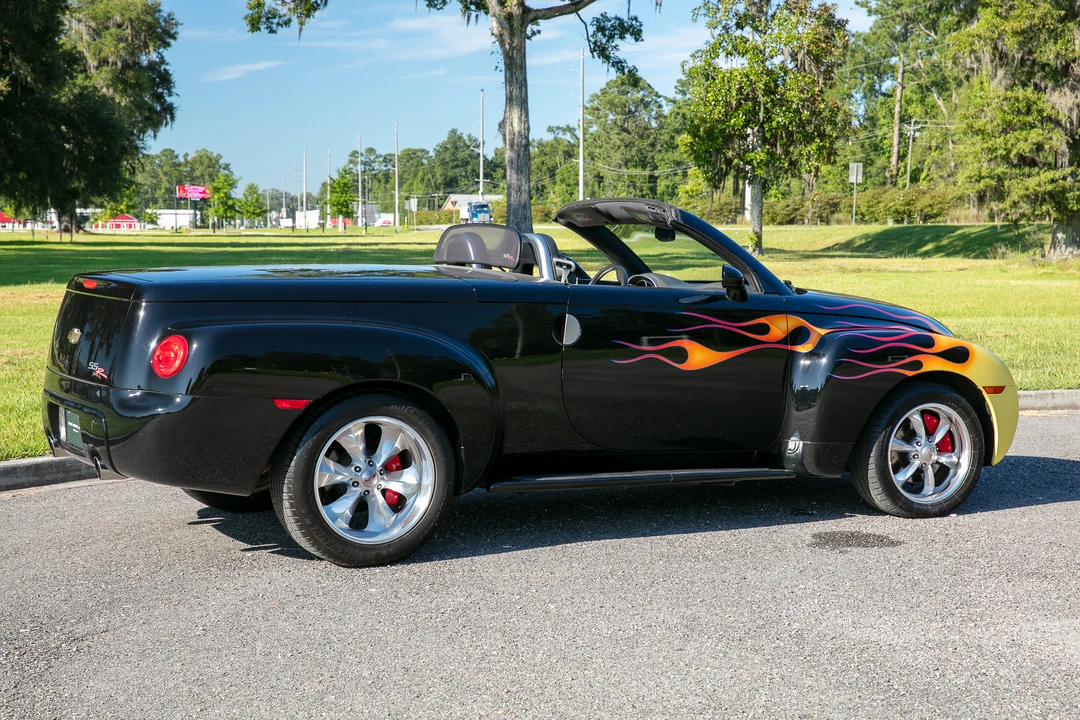 2003 Chevrolet SSR - Image 21 of 31