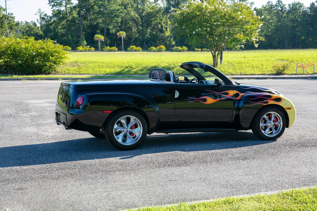 2003 Chevrolet SSR - Image 13 of 31