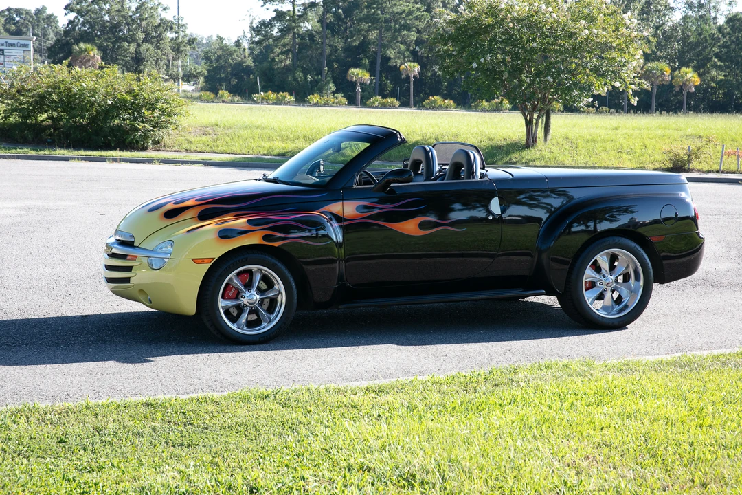 2003 Chevrolet SSR - Image 20 of 31
