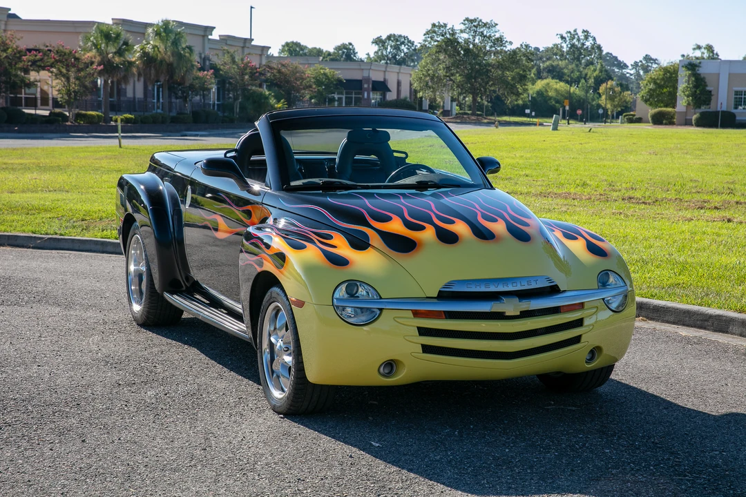 2003 Chevrolet SSR - Image 5 of 31