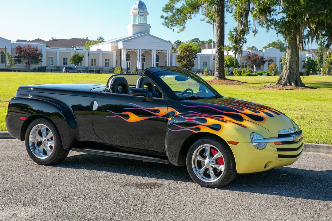 2003 Chevrolet SSR - Image 7 of 31