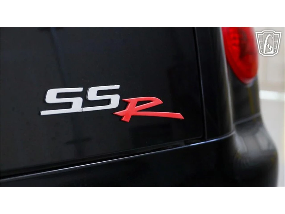 2003 Chevrolet SSR - Image 8 of 31