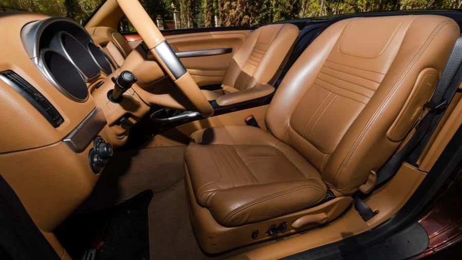 2003 Chevrolet SSR - Image 19 of 27