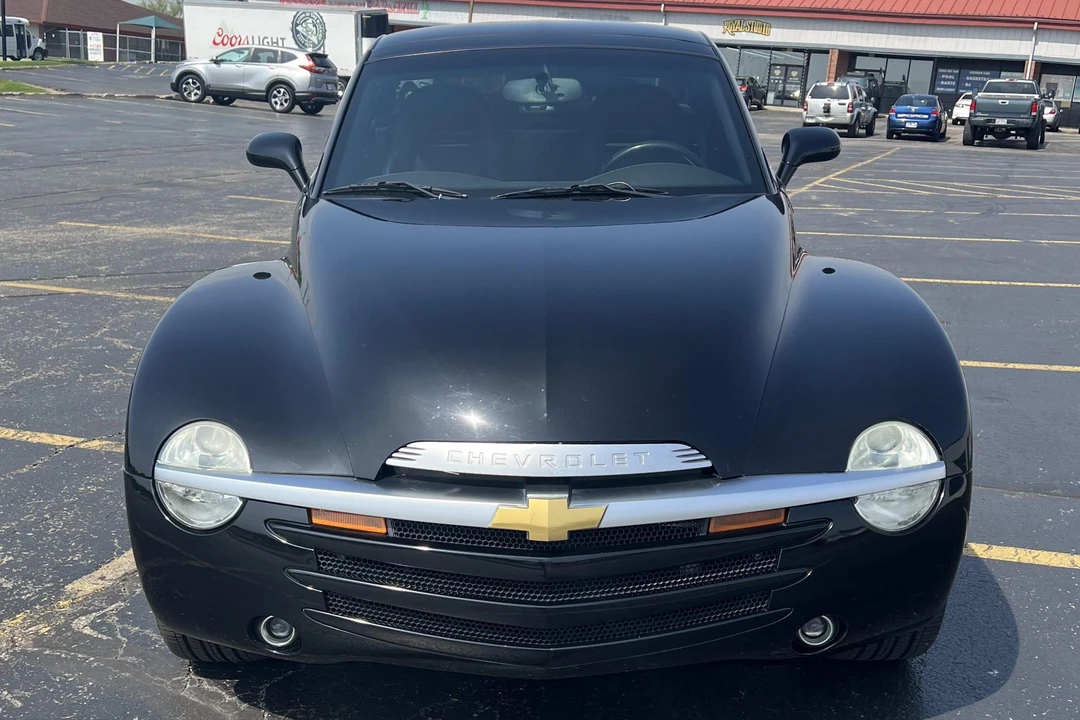 2003 Chevrolet SSR - Image 3 of 31