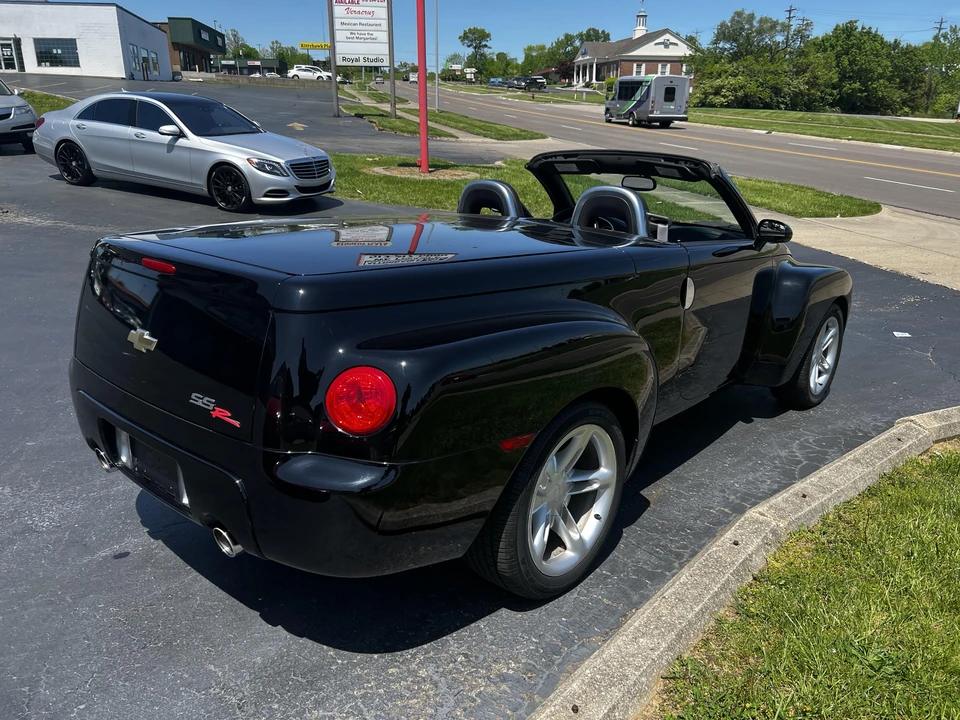 2003 Chevrolet SSR - Image 12 of 31