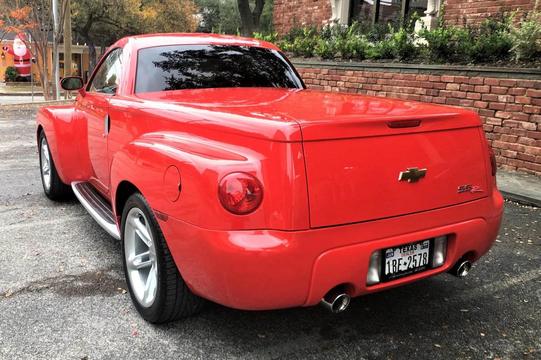 2003 Chevrolet SSR - Image 27 of 31