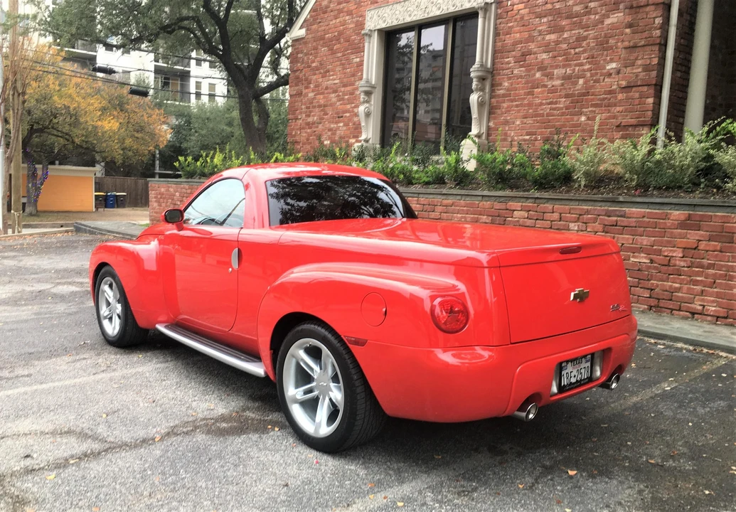 2003 Chevrolet SSR - Image 26 of 31