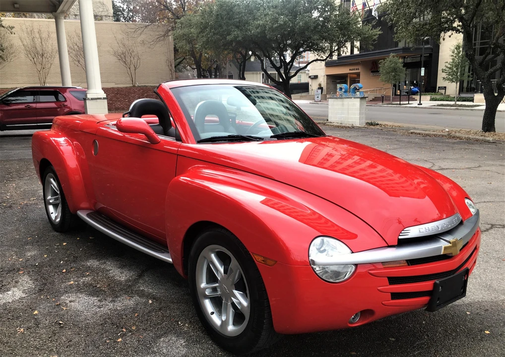 2003 Chevrolet SSR - Image 18 of 31